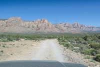 01-traveling_up_Black_Velvet_Rd_dirt_road_from_Late_Night_Trailhead