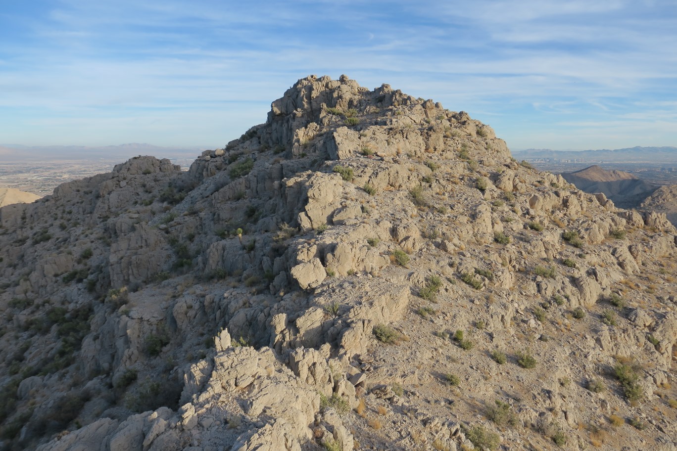 28-continuing_along_ridge