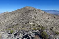 24-continuing_along_ridgeline_route_to_Edge_Benchmark