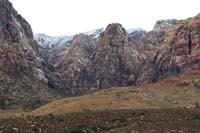 23-Pine_Creek_Canyon,Mescalito_Peak,Ferrn_Canyon_with_snowy_peaks