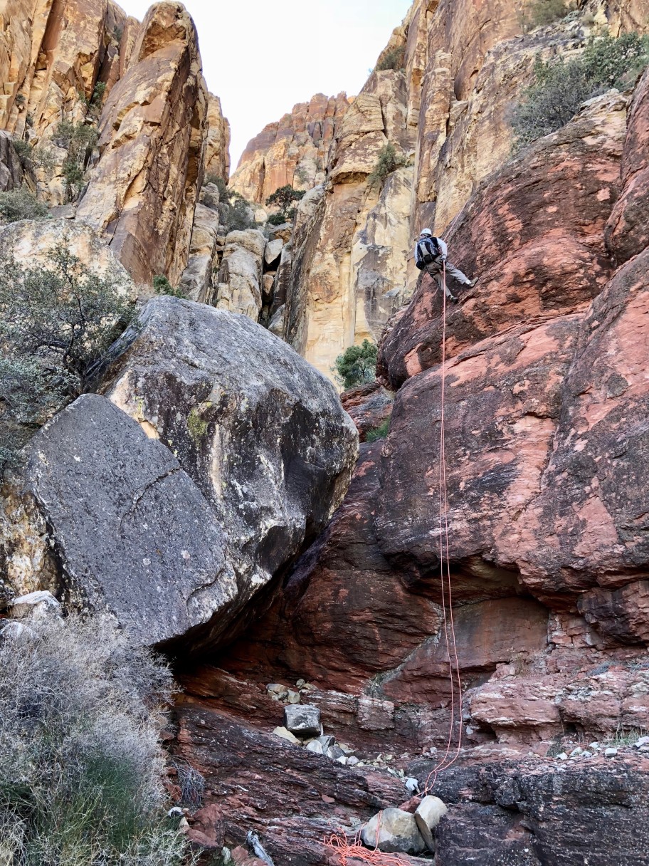 70-me_rappelling-from_Laszlo
