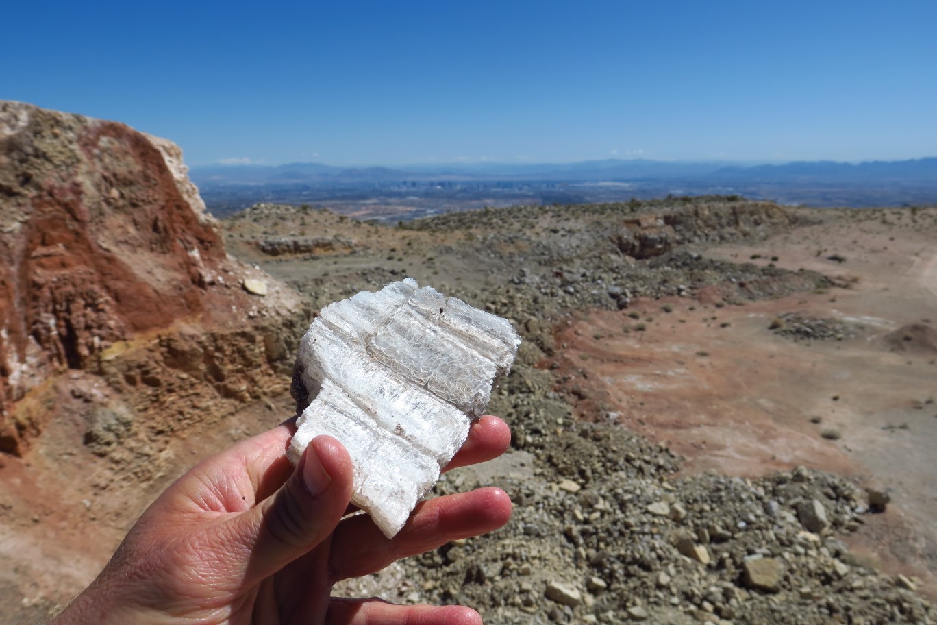 066-gypsum_sample_I_gathered