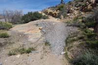 070-trail_heads_up_smooth_sandstone,then_makes_a_jiggy