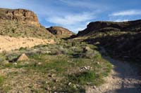 114-heading_up_another_spur_trail_which_is_actually_Rock_Garden