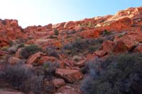 01-we_are_scrambling_to_the_Calico_Arch_in_the_center_near_top