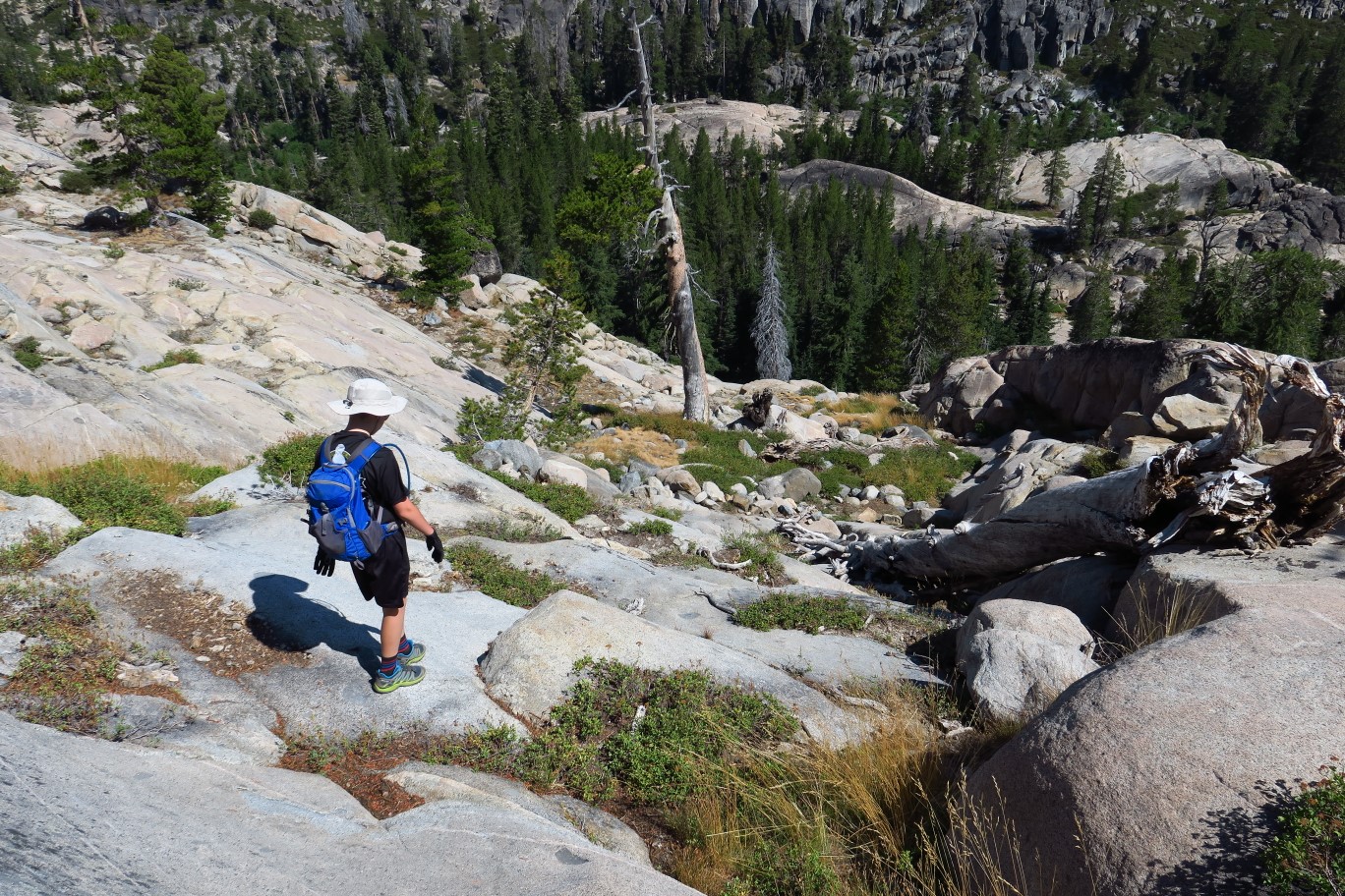 08-starting_the_steep_trek_down-quite_nice_scrambling