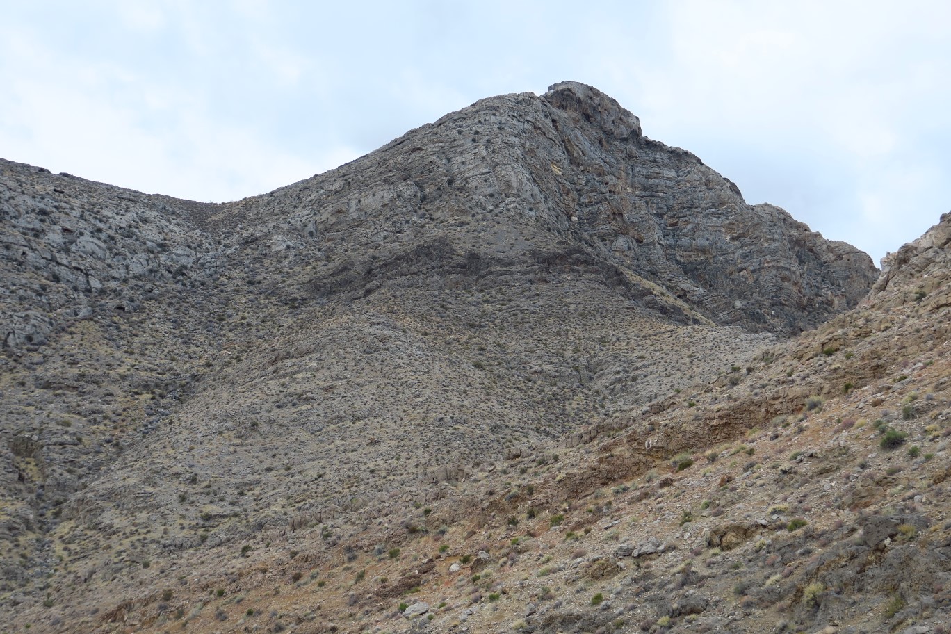 35-looking_back_to_peak