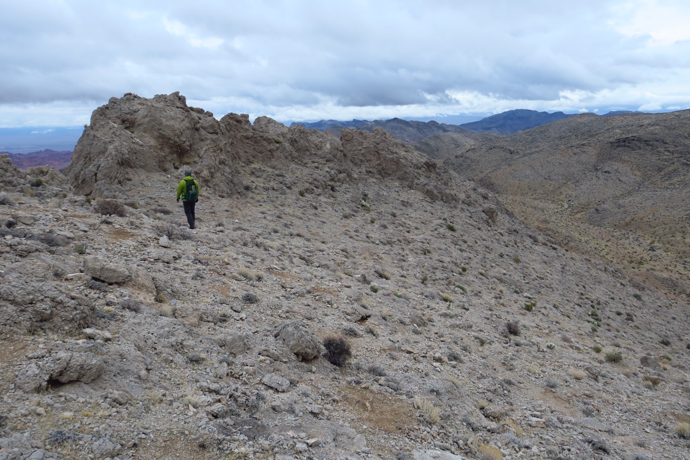 36-Kevin_leading_the_way