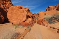 07-best_path_is_to_left_of_boulder