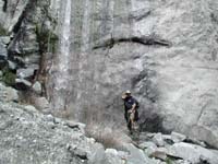 09-Chris_touching_part_of_El_Capitan