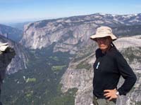 30-Peppe_with_Yosemite_Valley_in_background