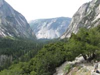 29-Nick_and_I_went_up_trail_to_find_great_views-Yosemite_Valley