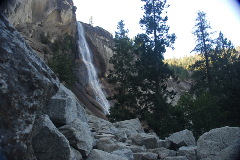 08-Nevada_Falls_from_trail