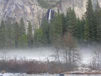 El_Portal_view-magical_scenery-Bridalveil_Fall_with_light_ground_fog