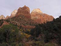 08-views_south_of_bridge_along_Pa'rus_Trail