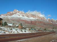 08-snowy_views_of_Zion_from_beginning_of_Springdale