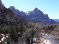 07-view_from_Canyon_Junction_bridge-Watchman_and_Virgin_River-zoomed