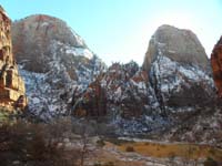 12-scenic_view_from_Great_White_Throne_Overlook-Cable_Mountains_to_left-Great_White_Throne_to_right