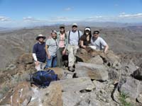 30-group_on_the_peak-Chris_Eric_Melissa_Gorgon_Nicole_Fred