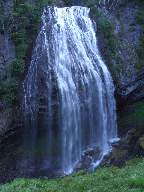 07-Narada_Falls