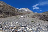 081-would_be_nice_to_scramble_up_that_way_to_check_out_the_view,but_stay_with_family